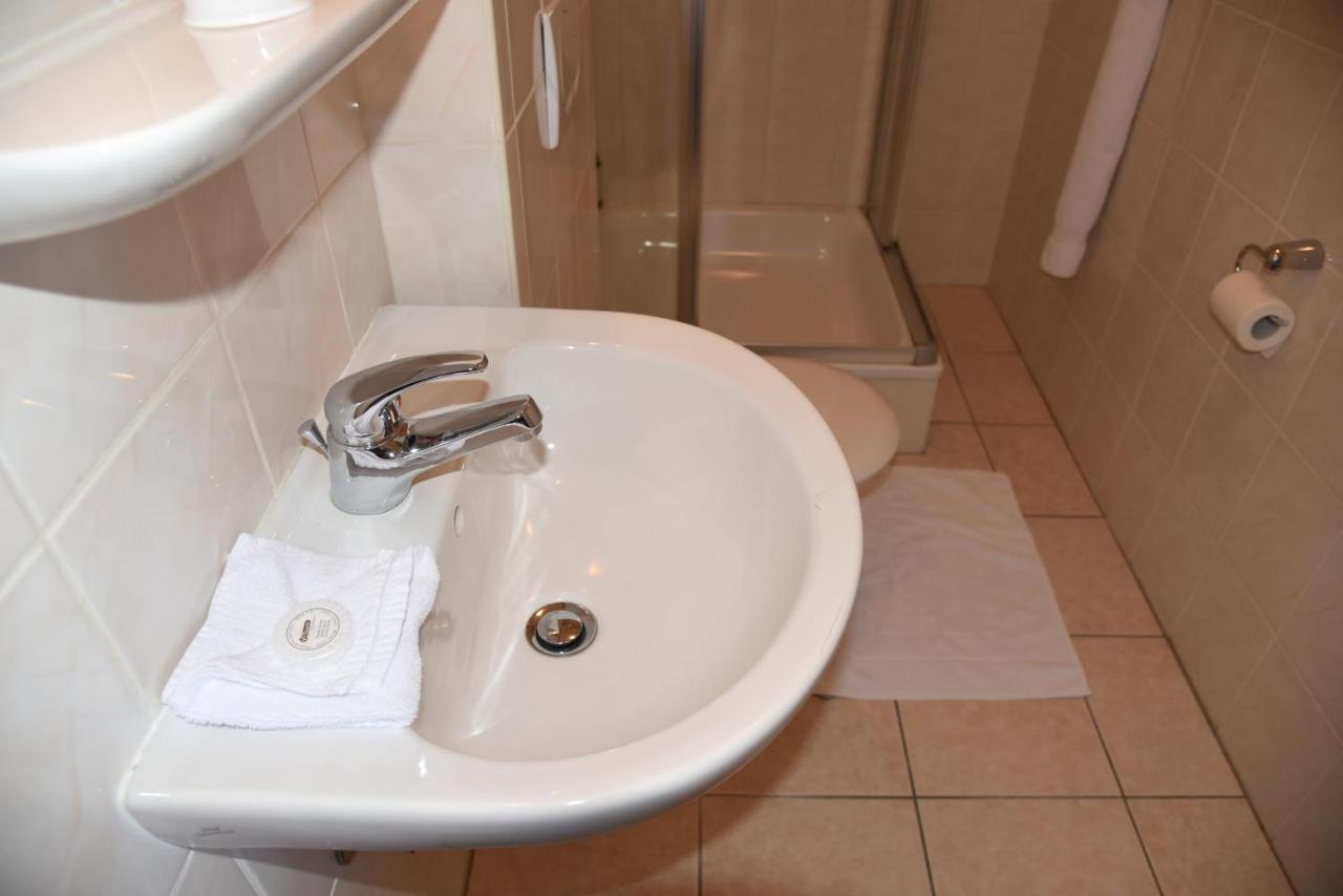 Hotel Schuurman Emlichheim Екстер'єр фото